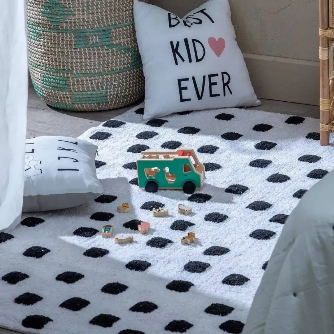 Alfombra Infantil con Estampado Puntos Negros 608565
