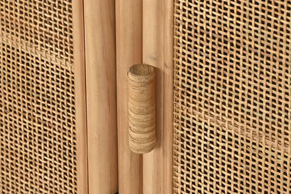Aparador de Madera de Abeto con Ratán Natural 3 Puertas MB-220955