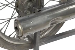 Botellero Industrial Estructura de Metal y Mango Moto MB-161865