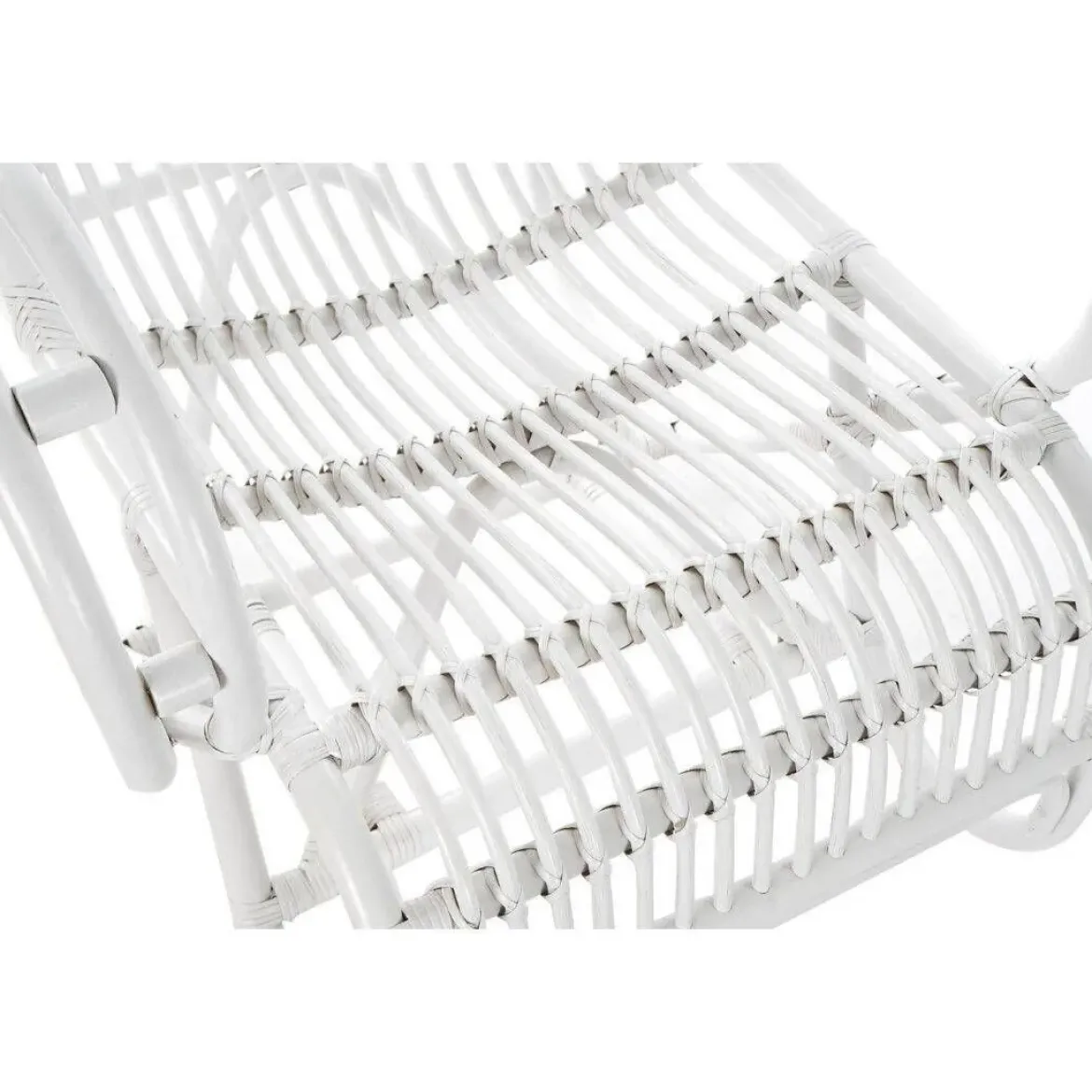Butaca de ratán en blanco MB 175016