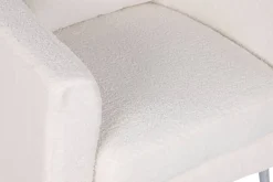 Butaca Tapizada en Poliéster Blanco con Patas Cromadas MB-210589