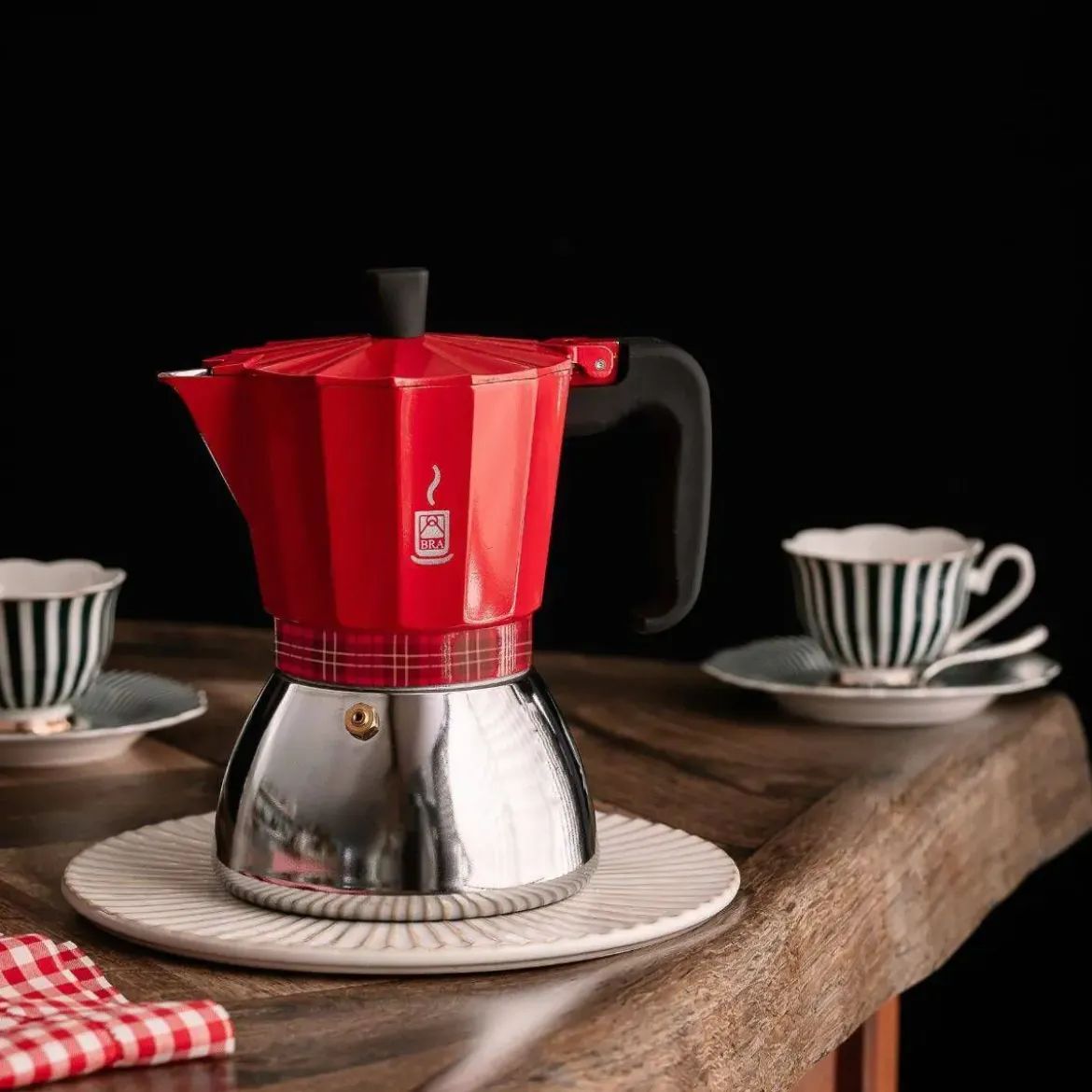 Cafetera Italiana 9 Tazas Inducción Roja BRA DELUXE A170619