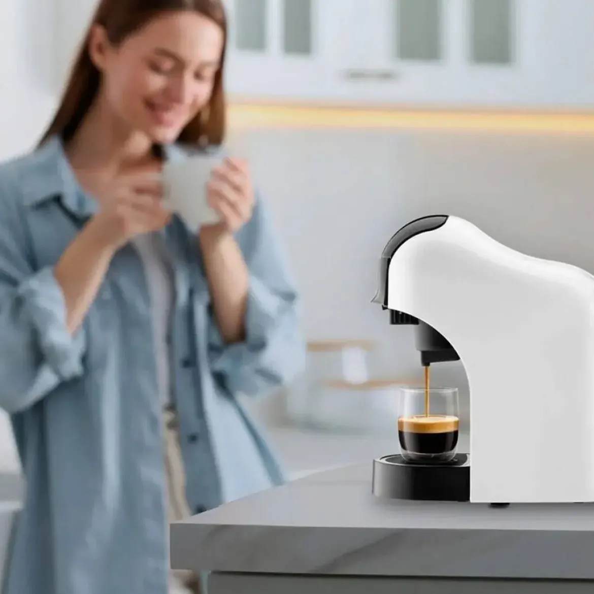Cafetera Multicápsulas Ufesa BELLAGIO 1400W 15 Bares 3 en 1