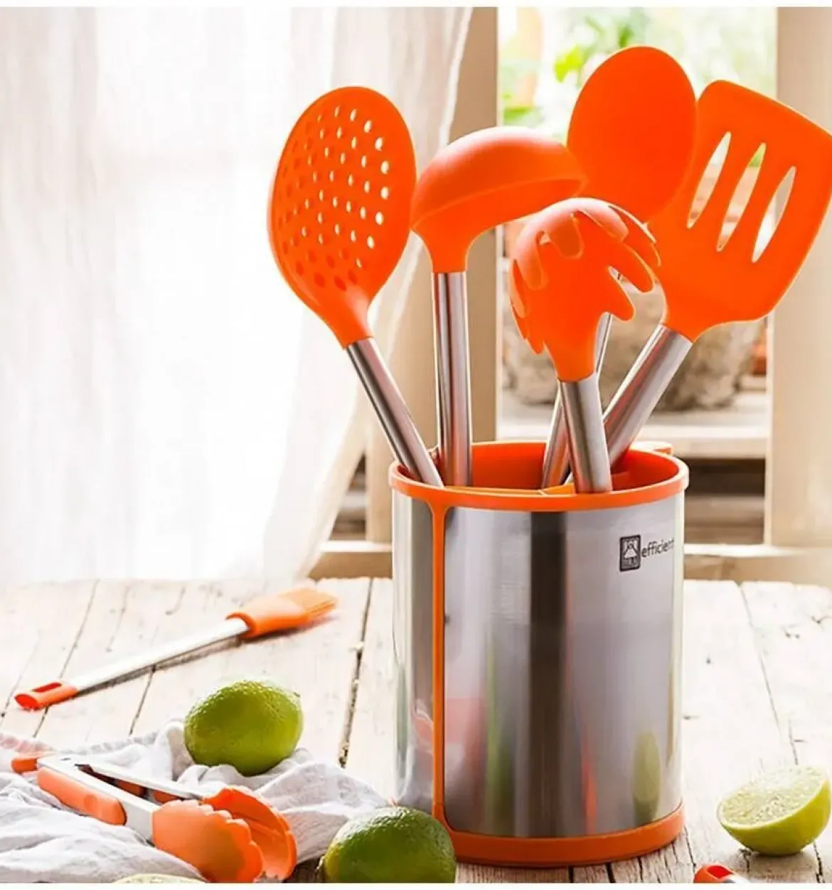 Conjunto 5 utensilios Naranjas serie EFFICIENT BRA A195011