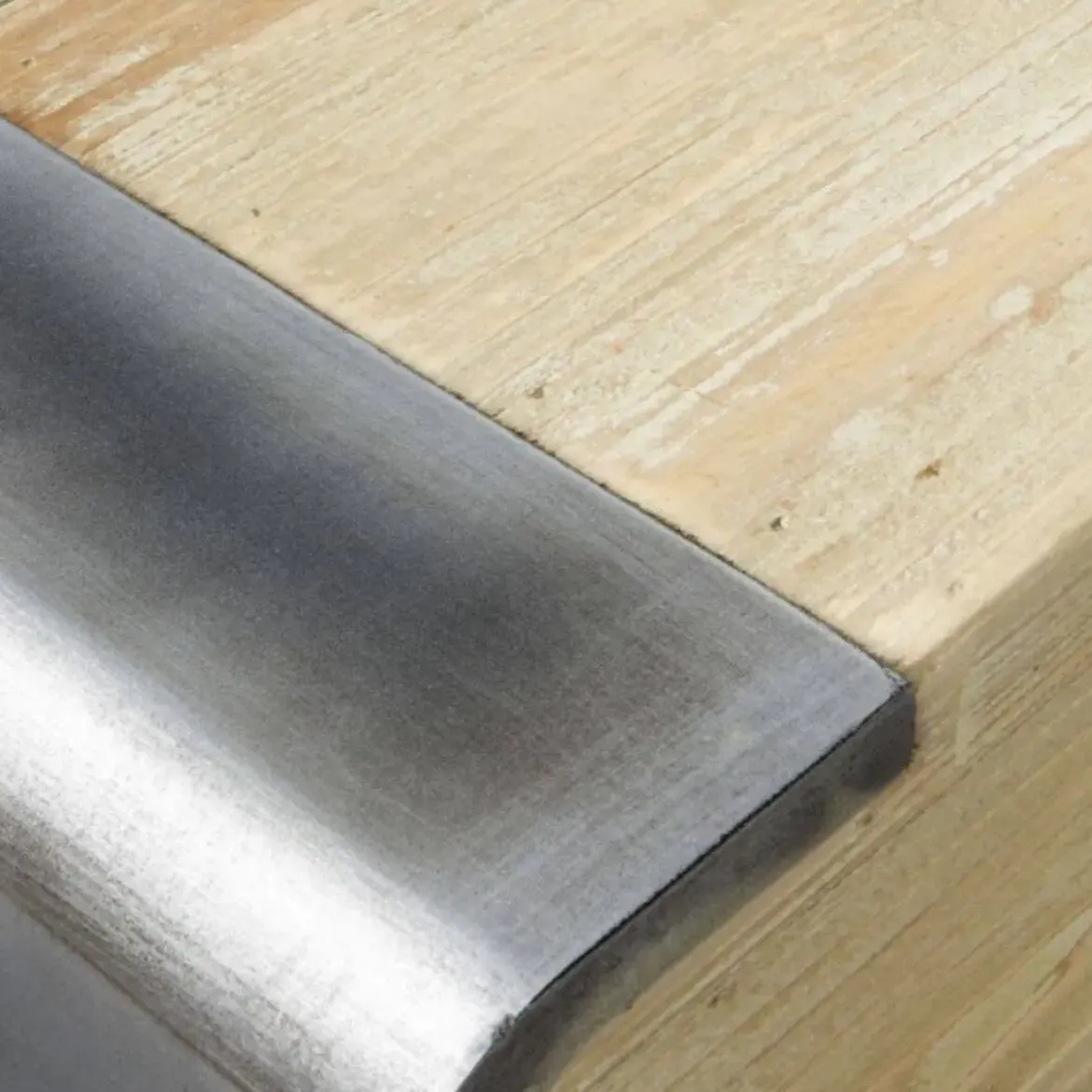 Consola de madera maciza chapada en abeto natural GABAR 10931