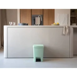 Cubo de Pedal BRABANTIA StepUp 25 Litros con Cierre Suave 800283