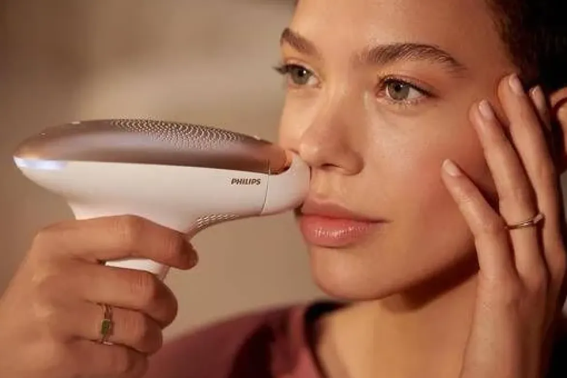 Depiladora Philips Lumea Luz Pulsada 2 Accesorios + Perfilado BRI924