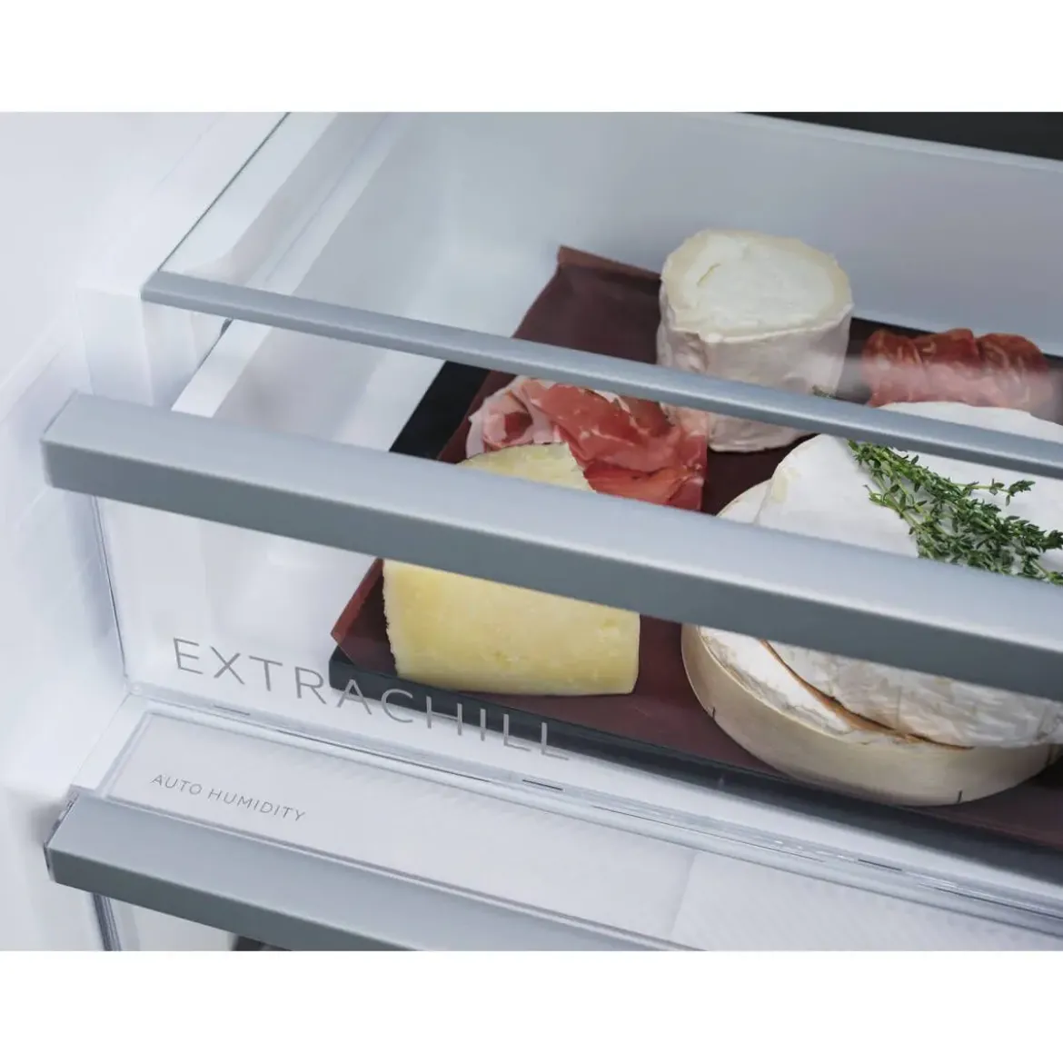 Frigorífico Combi AEG Integrable TwinTech Total No Frost TC7CS181ES
