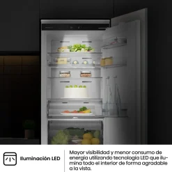 Frigorífico Combi Hisense Integrable No Frost Metal Tech RB3B250SAWE