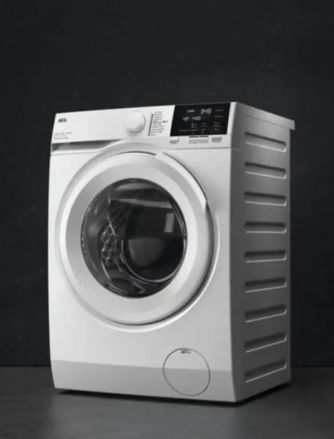 Lavasecadora AEG 9+5 kg. Clase D 1400 rpm LWR7194M2B