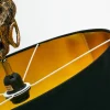 Lámpara de Techo con una Figura de Monode Resina Color Dorado y Pantalla de Tela Negra 55-467