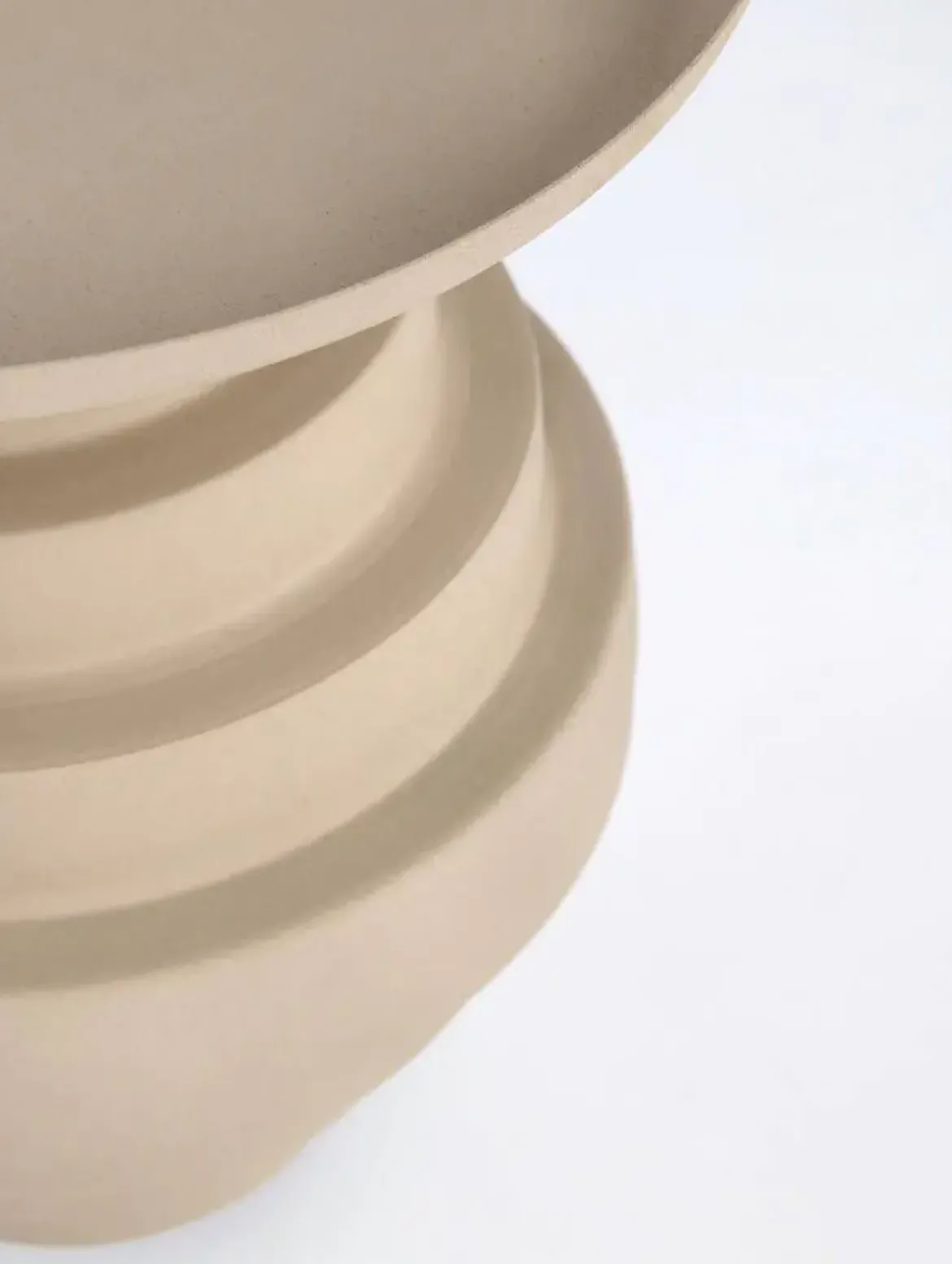 Mesa Auxiliar en Acero Mate Áspero AMBA Beige 0747131