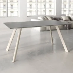 Mesa de Comedor 180x90cm con Estructura de Metal Marfil OMAN