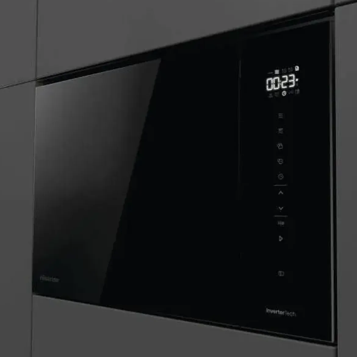 Microondas Integrable Cristal Negro 25L con Grill HISENSE BIM325GI63DBG