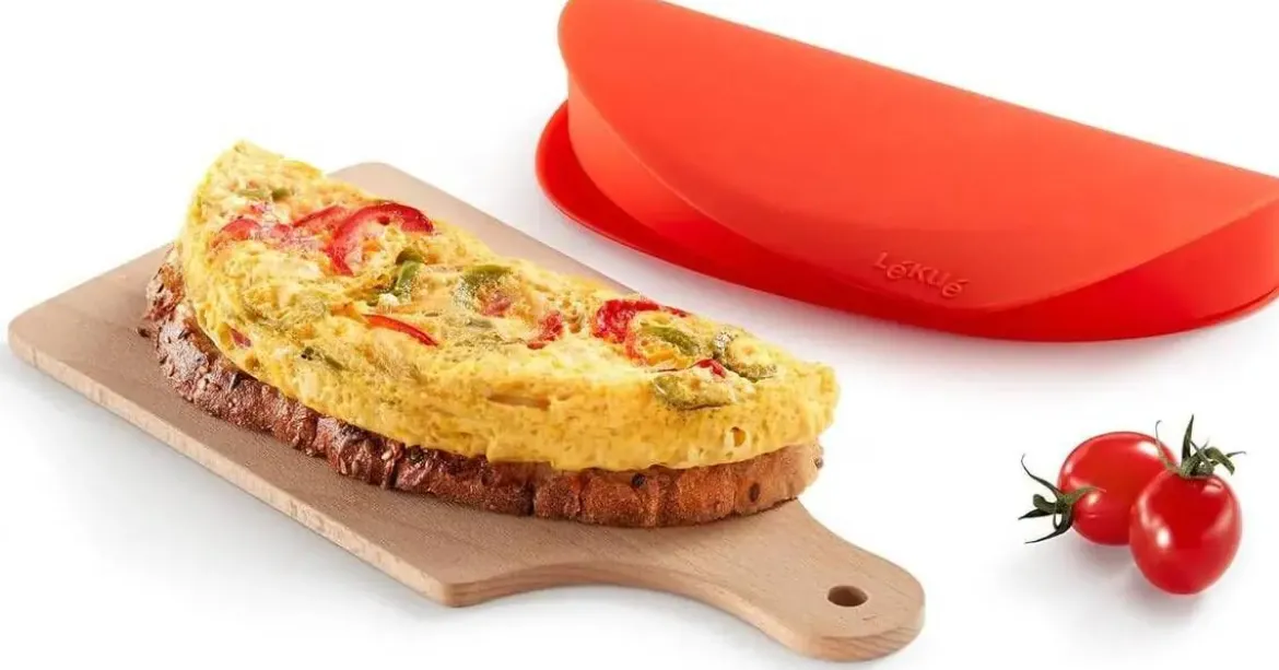 Molde para Tortilla de Silicona Platino Rojo LEKUE 882906