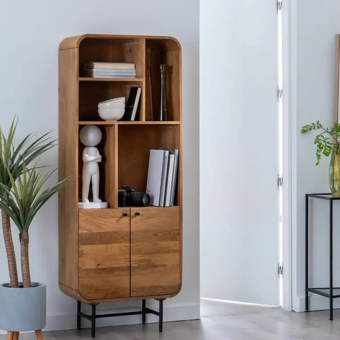 Mueble Alto Natural de Madera de Mango con Huecos y Puertas 60 cm 612708