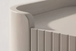 Mueble Auxiliar de 2 Puertas Lacado con Patas de Acero WILLA