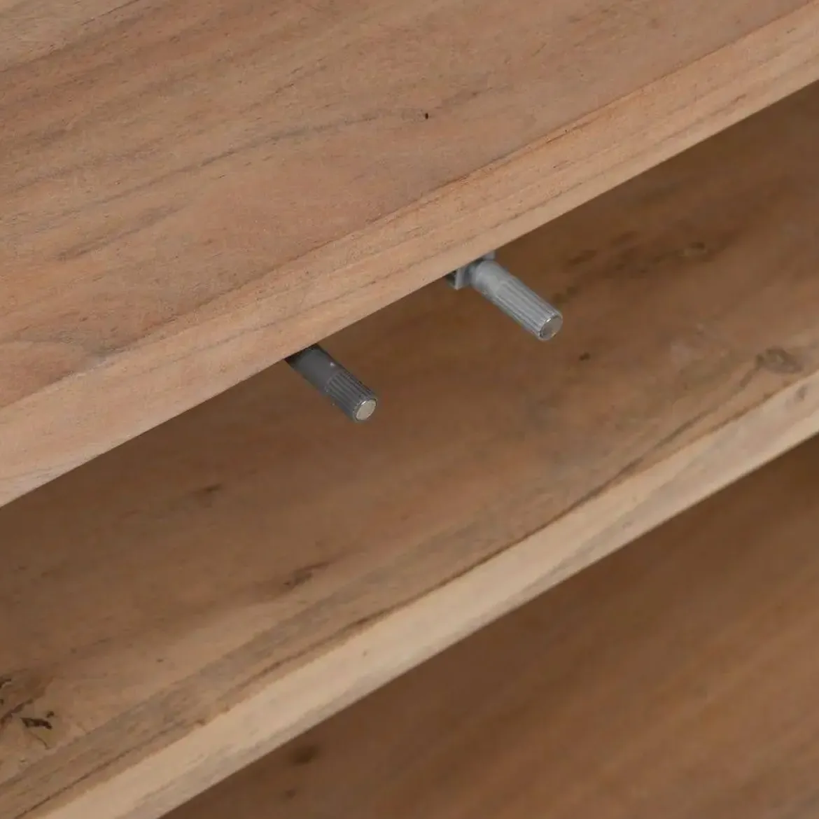 Mueble de TV en Madera Natural con Puertas y Patas Elevadas 180 cm 612846