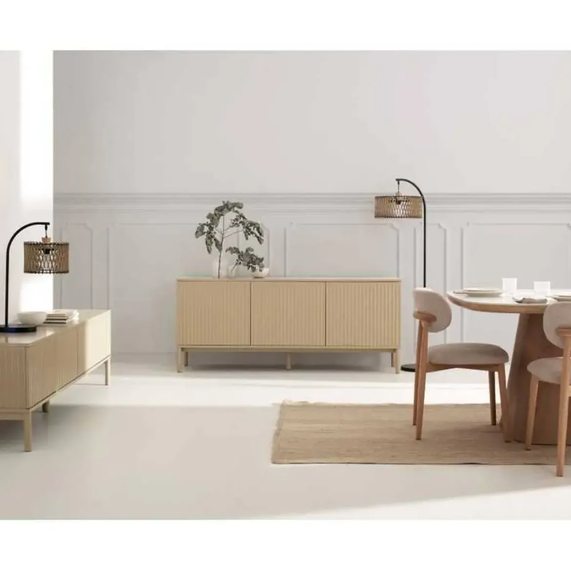 Mueble de TV MDF Beige Arena con Puertas Acanaladas GABAR 11518