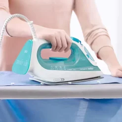 Plancha de vapor 2350 w. BRAUN SH3043