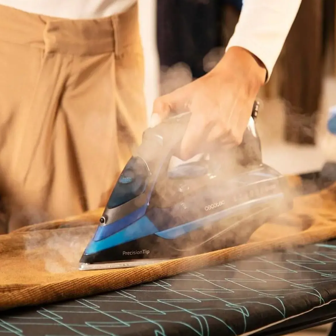 Plancha de Vapor 3200 W Suela Anodizada IRONHERO 3200 I-PUMP 01875