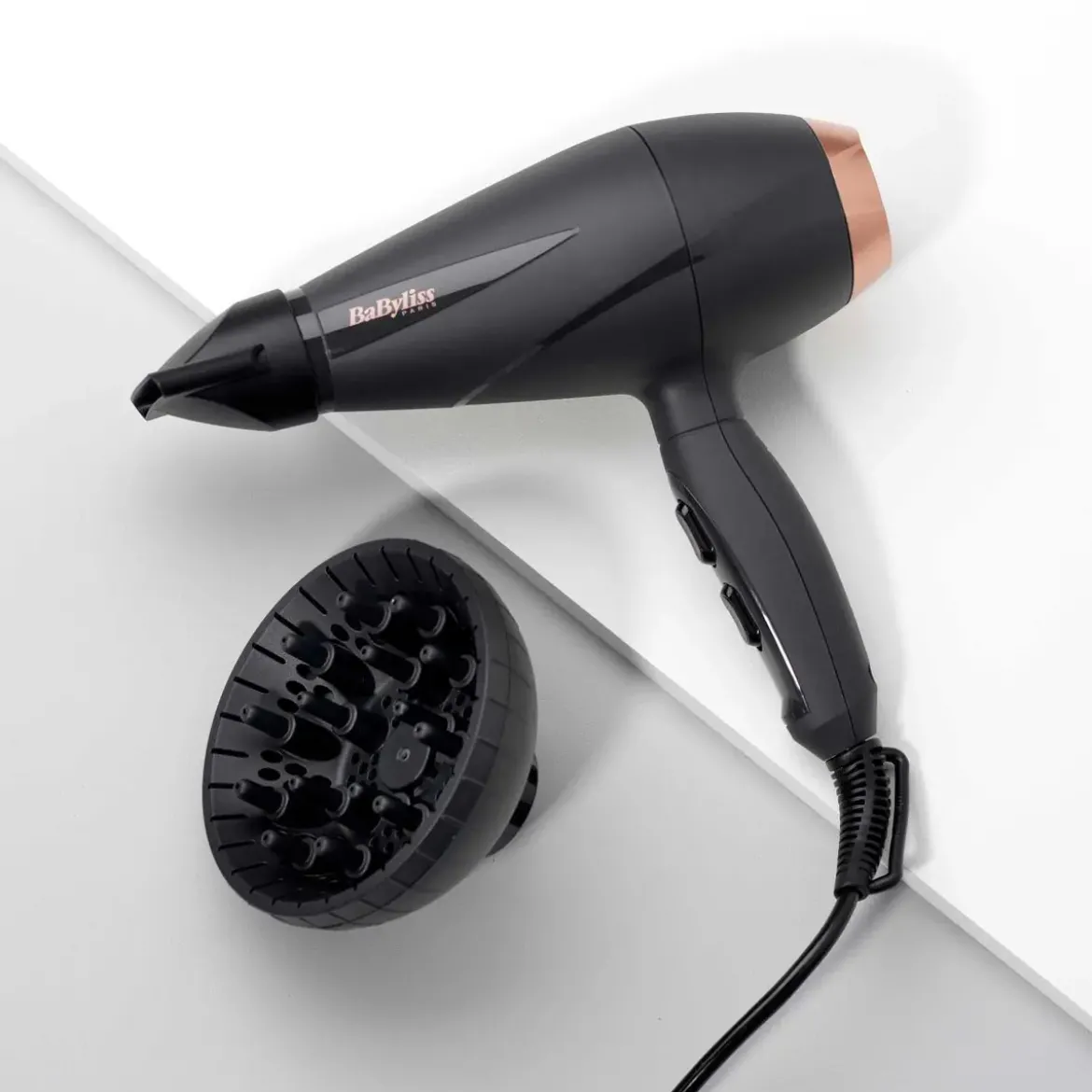 Secador Babyliss 2100W Iónico Difusor 6709DE