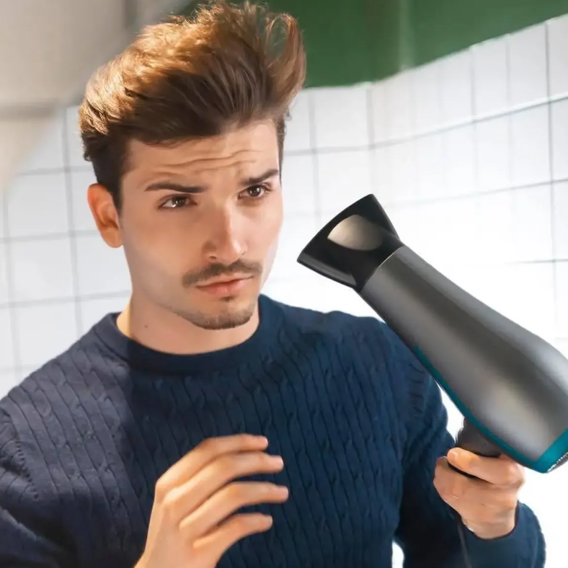 Secador de Pelo Iónico Profesional 2300 W BAMBA IONICARE 5200 AURA BLACK CECOTEC 4201