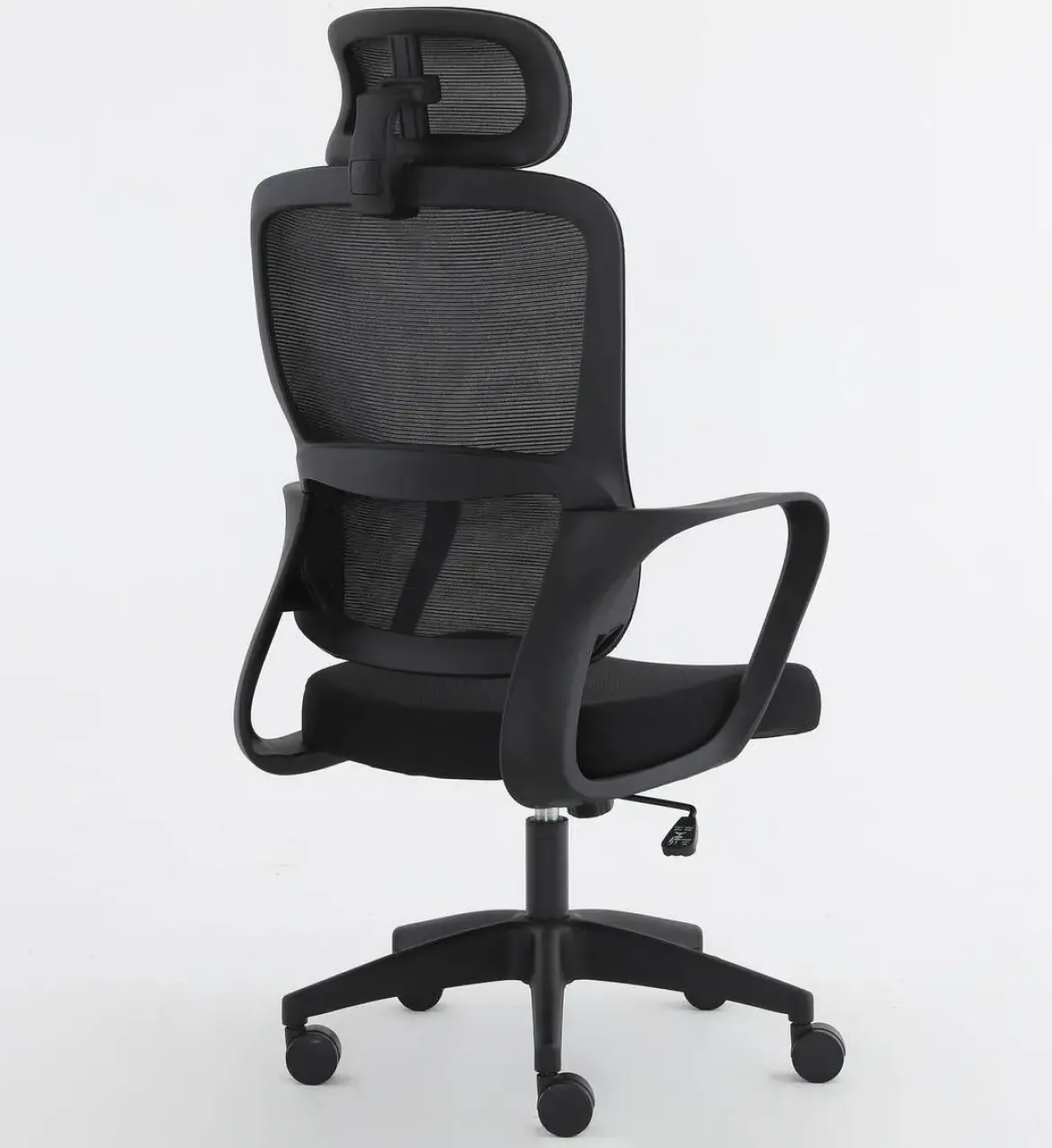 Silla de Oficina en Malla Negra con Apoyacabezas Regulable XULIA