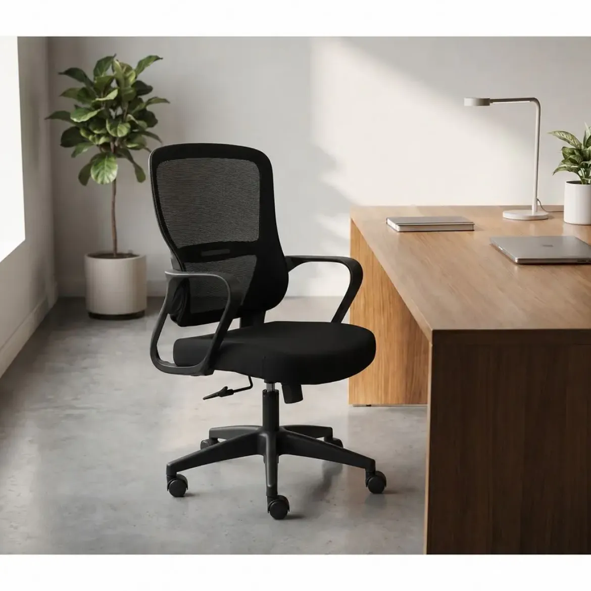 Silla de Oficina Ergonómica Negra con Malla KAROL 1051-H