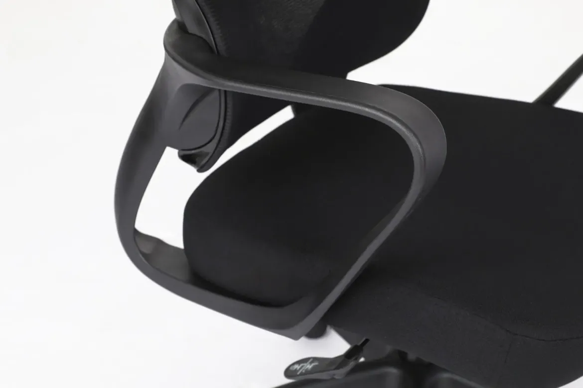 Silla de Oficina Ergonómica Negra con Malla KAROL 1051-H