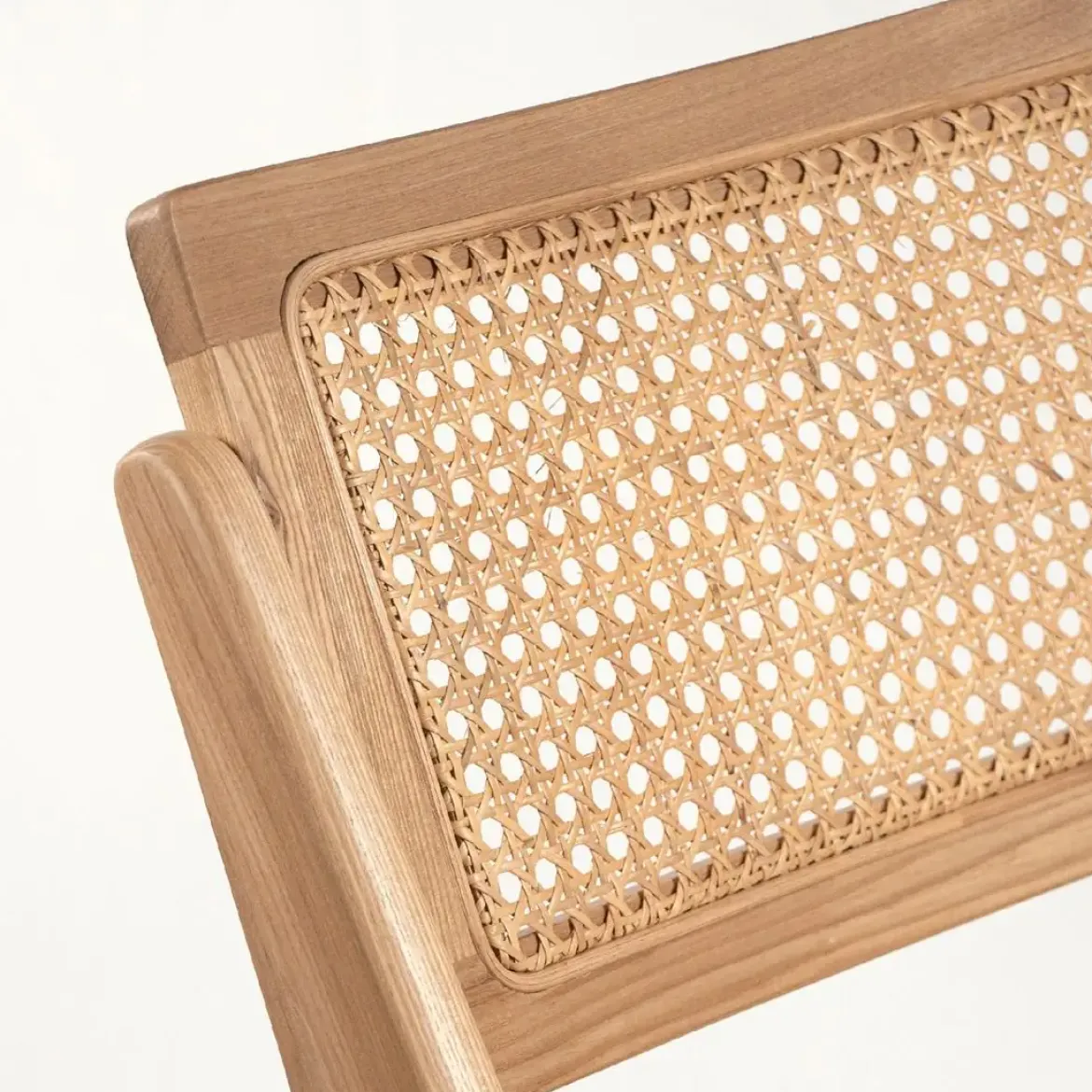 Silla Plegable con Asiento de Ratán y Estructura de Madera Natural BRUNA CG1928FR