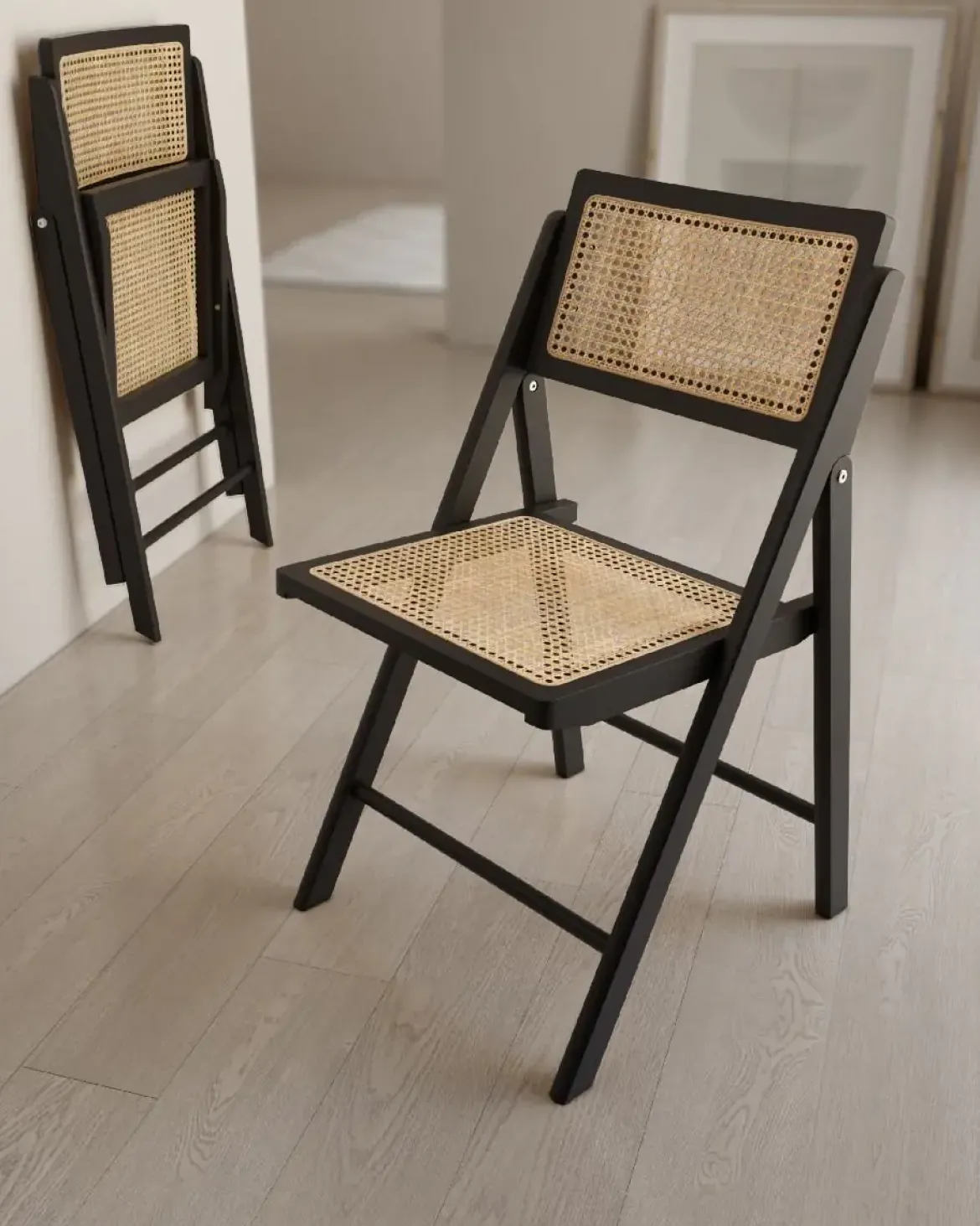 Silla Plegable con Asiento de Ratán y Estructura de Madera Negro BRUNA CG3004NR