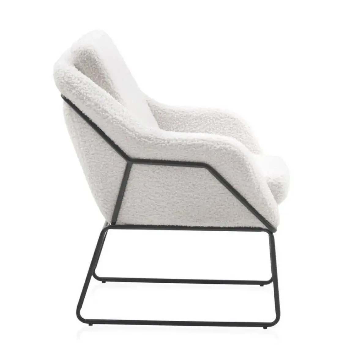Sillón blanco tapizado con patas metálicas negras GABAR 10779