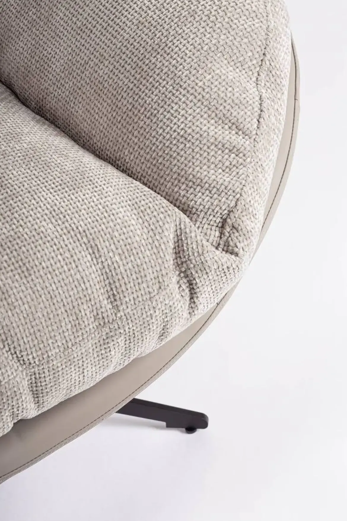 Sillón Giratorio Tapizado en Tela y Cuero Sintético Gris Oscuro y Vsion ADINDA 0732240