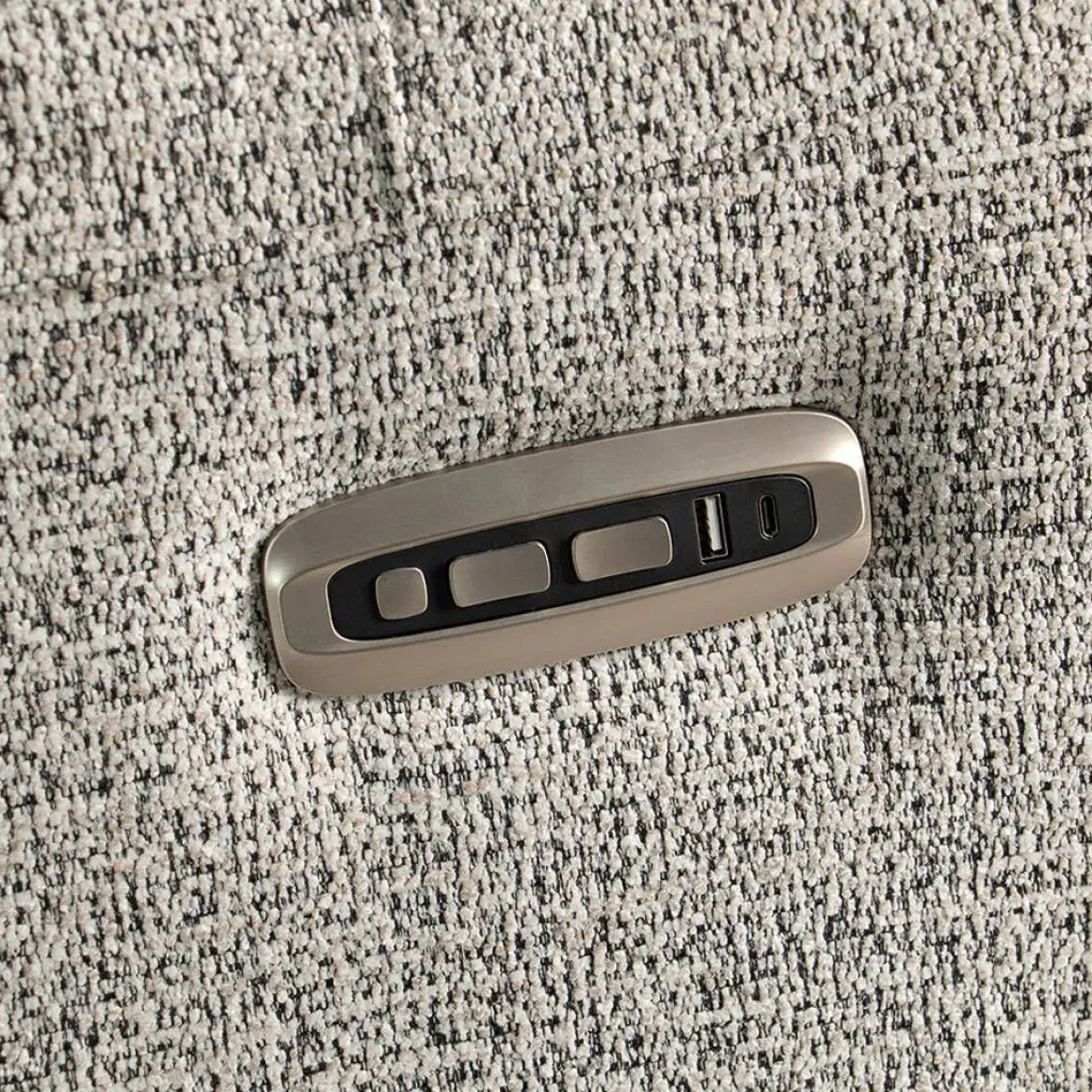 Sillón Relax Eléctrico Giratorio en Tela Nácar con USB VERA