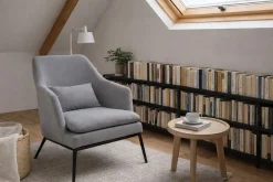 Sillón Tapizado con Cojín y Patas Metálicas GABAR
