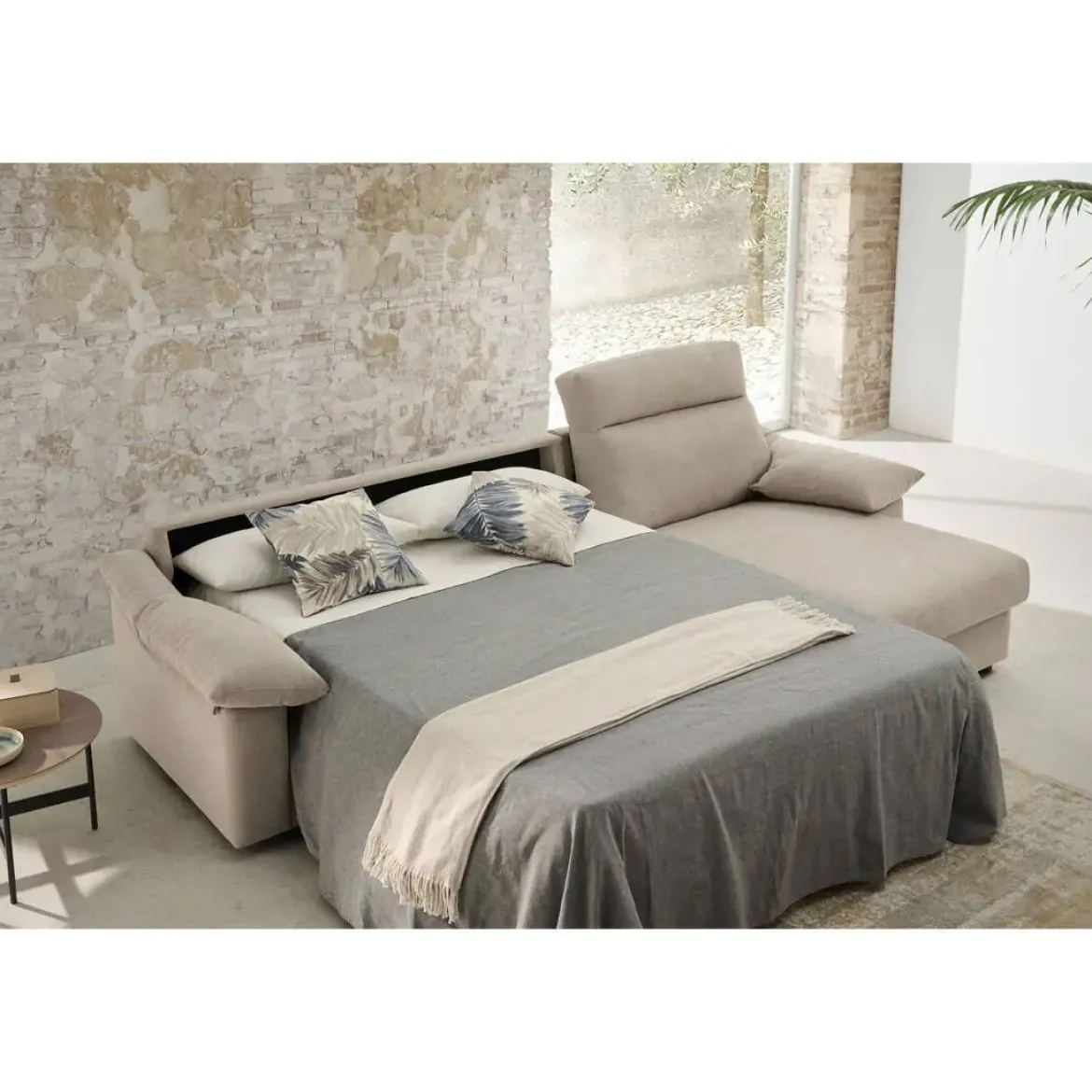 Sofá Cama Italiano con Chaise Longue y Arcón IRATI