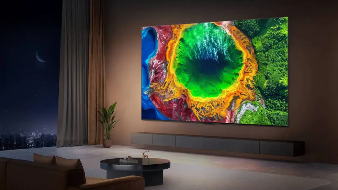 Televisor 85" TCL RGB Mini LED 4K UHD con Google TV 85RM7L