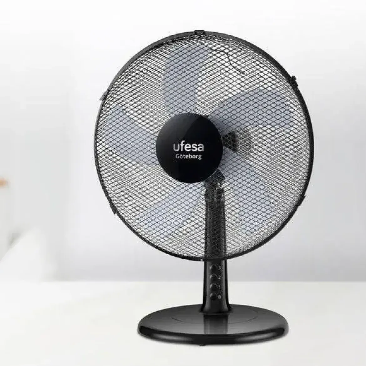 Ventilador sobremesa UFESA Goteborg 30 cm 45W 5 aspas 3 velocidades UFESAGOTEBORG