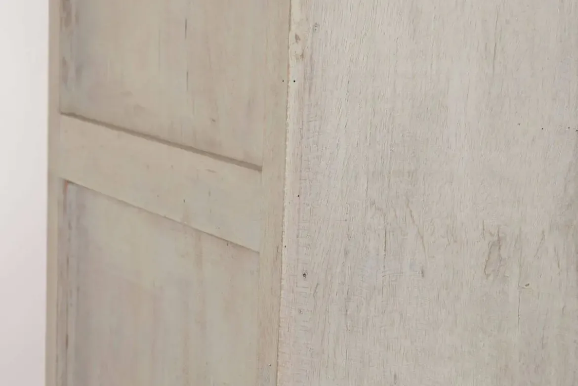 Vitrina de Madera de Mango con Dos Puertas Decapé MB-220541